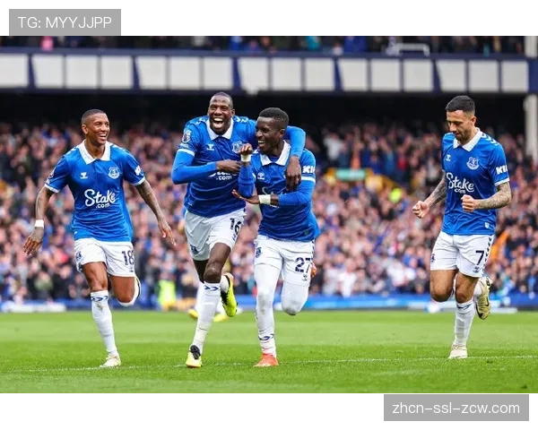 英超保级生死战：诺丁汉森林对阵埃弗顿赛前新闻发布会